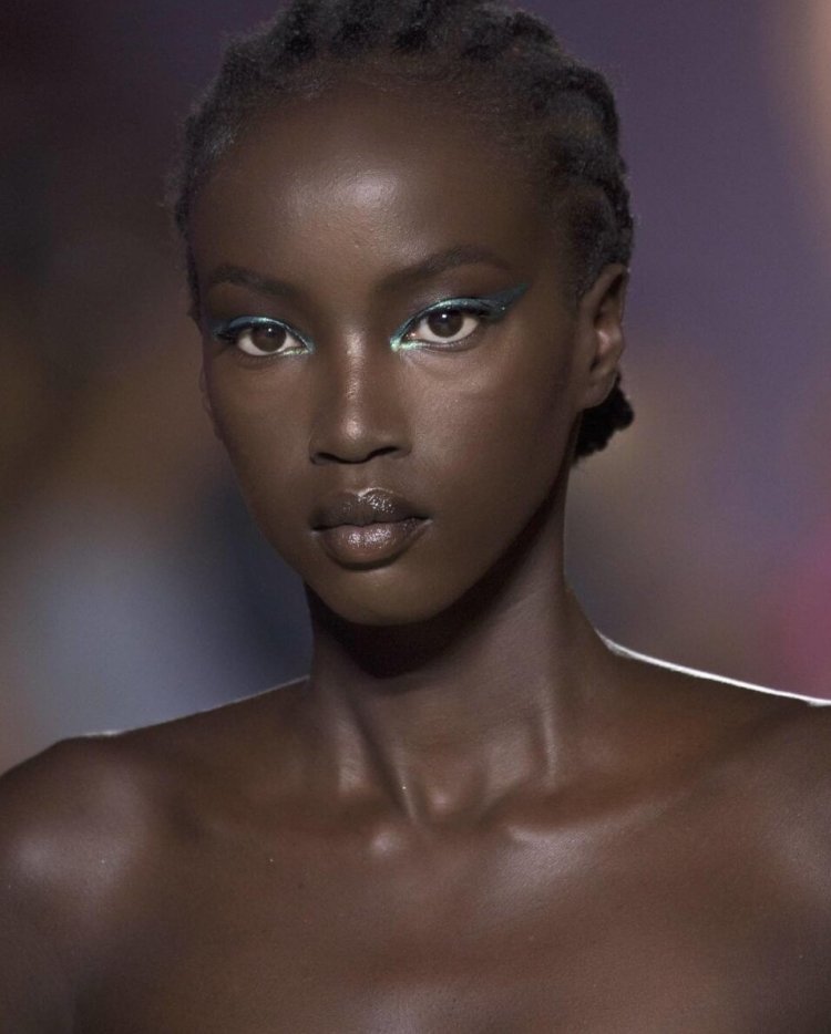 АНОК Уай модель