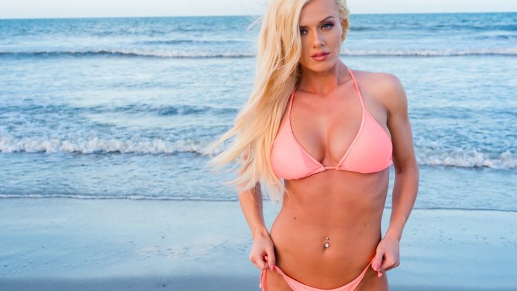 Фотомодель Аида Риддик