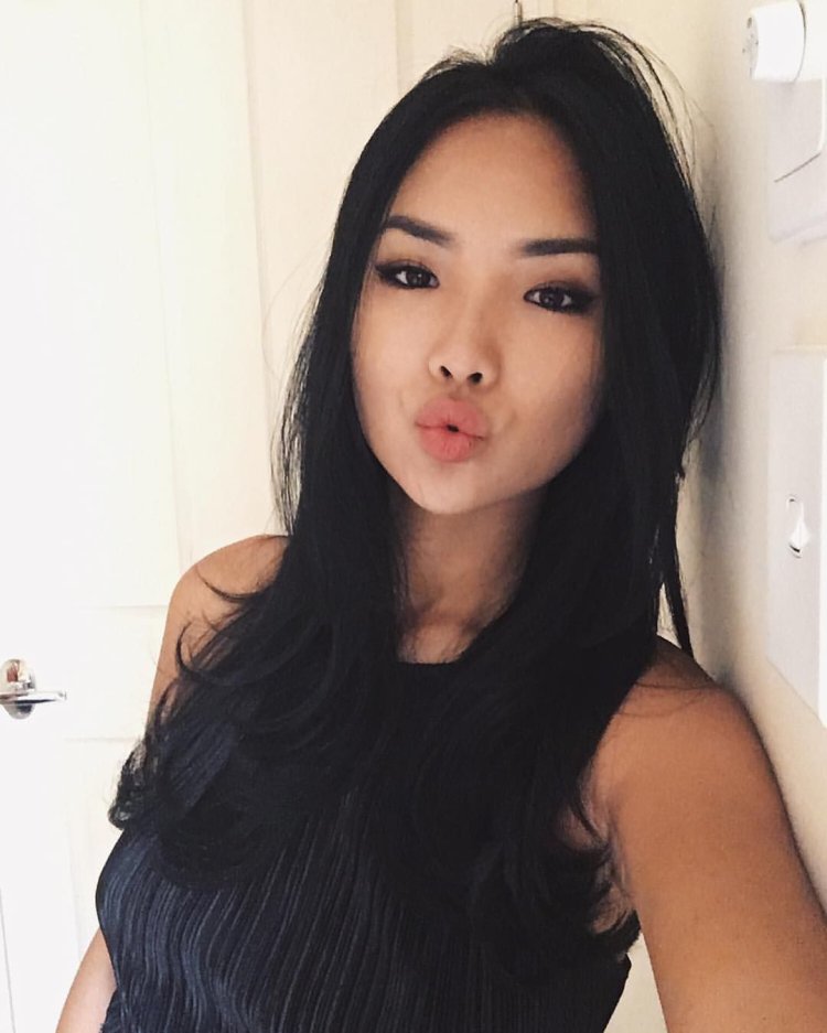 Карина Линн медсестра