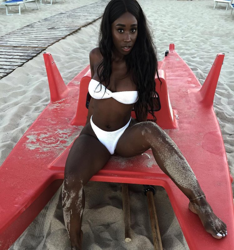 Bria myles Rock
