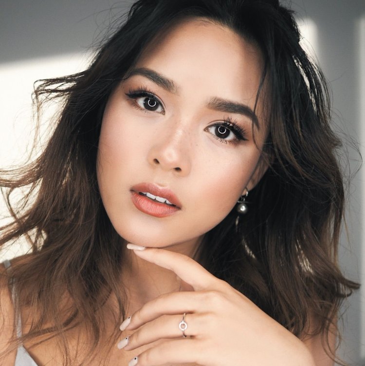 Мия РЛ азиатская внешность