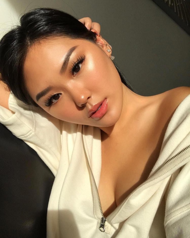 Мия РЛ азиатская внешность