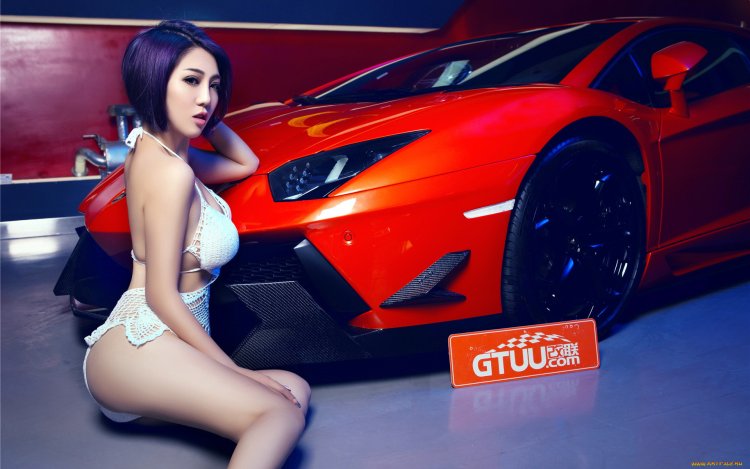 Японские авто с девушками