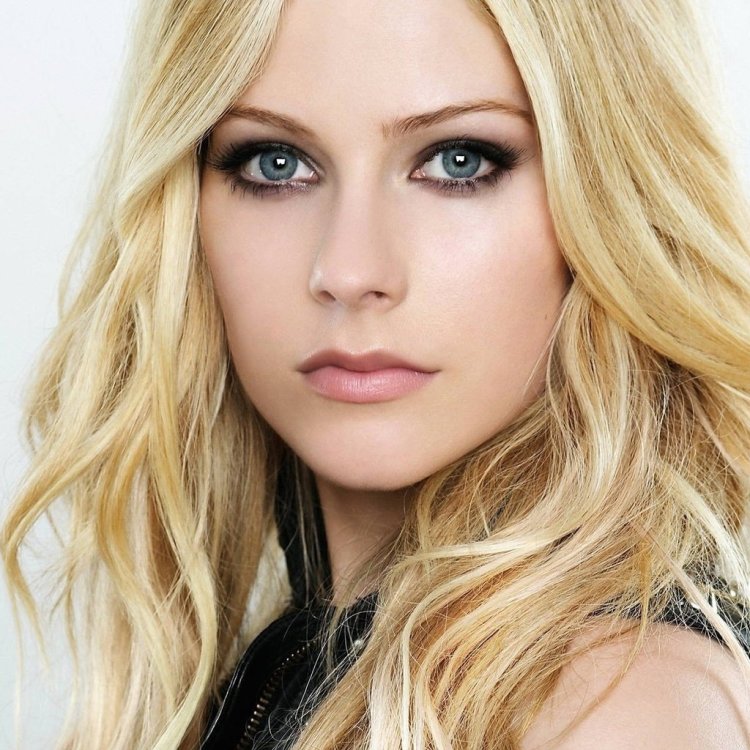 Аврил лавин