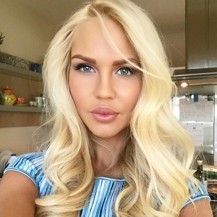 Мария Погребняк жена