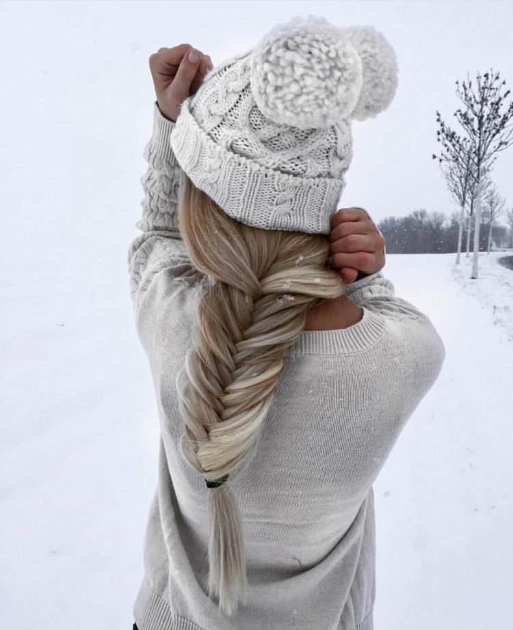 Красивые волосы зимой