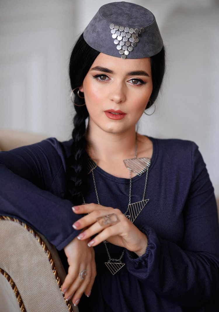 Крымская татарка Эльмира