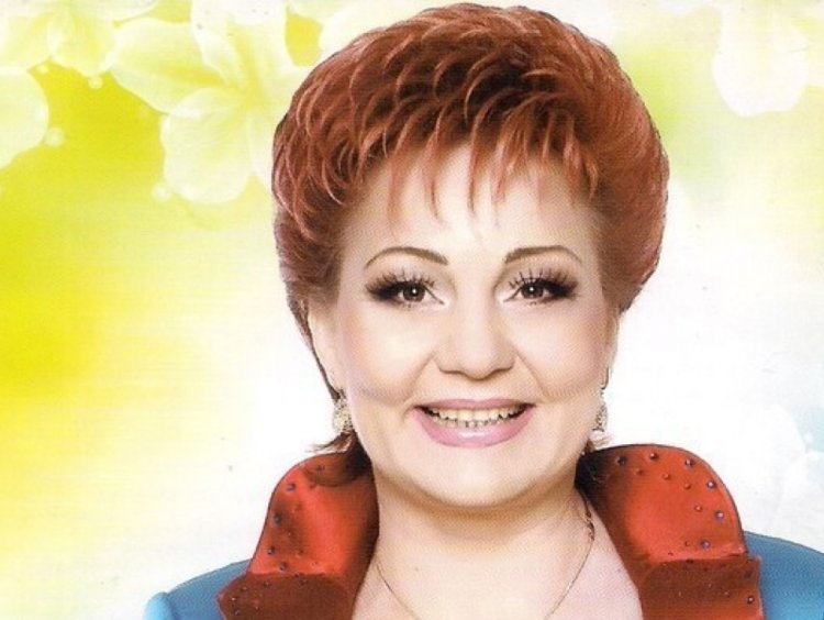 Татарская певица Хания Фархи