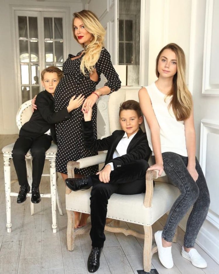 Миллионер и девушка