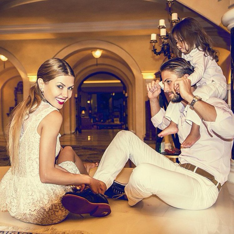 Свадьба сына Бекхэма и дочери американского миллиардера Пельтц