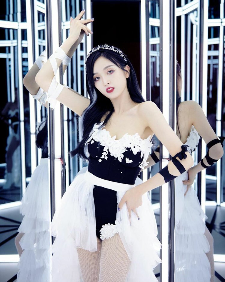 Pháo певица китайская