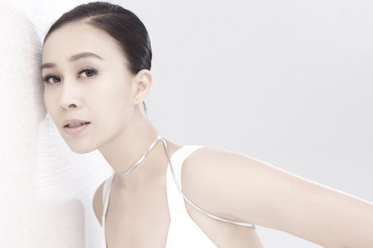 Na Ying китайская певица