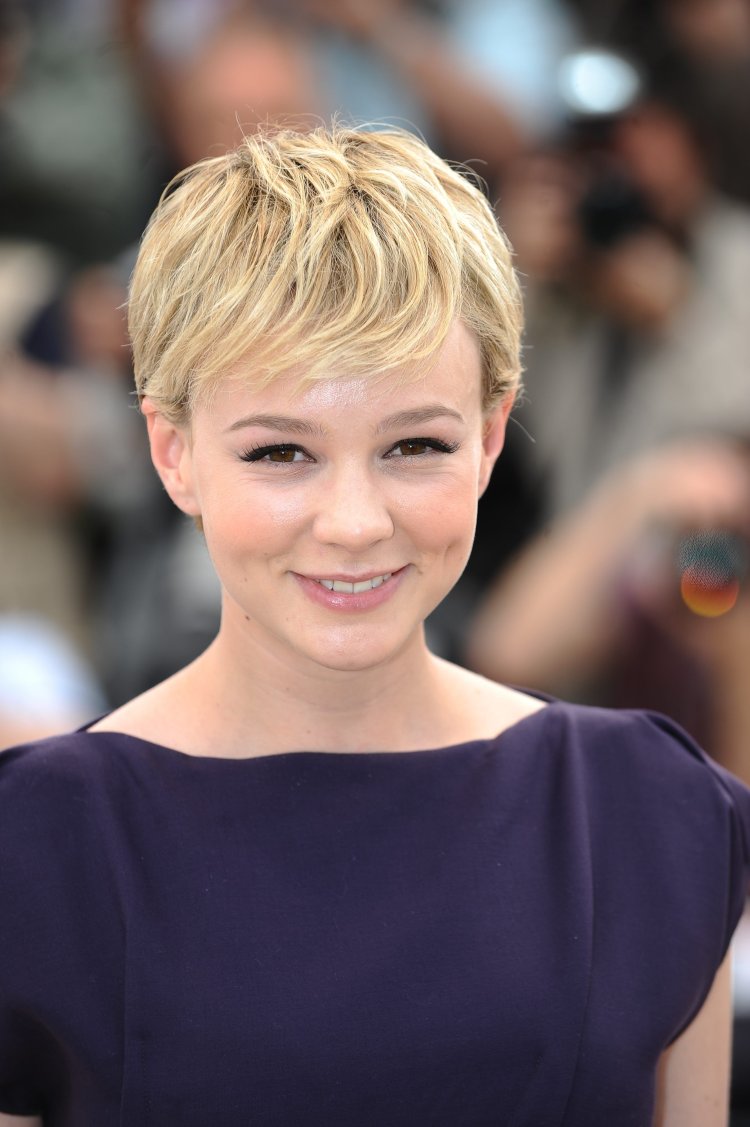 Кэри Маллиган шатенка