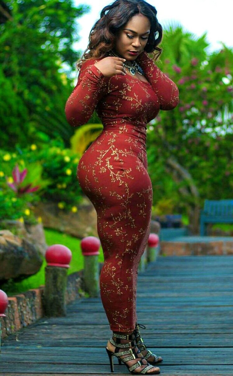 Даниэль Николь мулатка