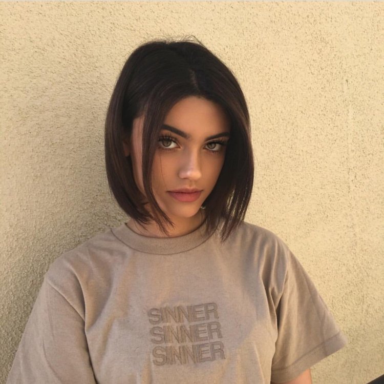 Черное каре без челки