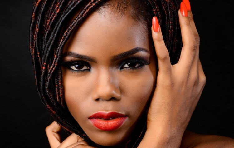 Красивая афроамериканка