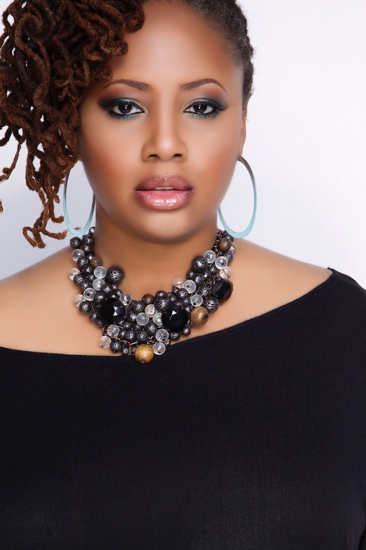 Lalah Hathaway