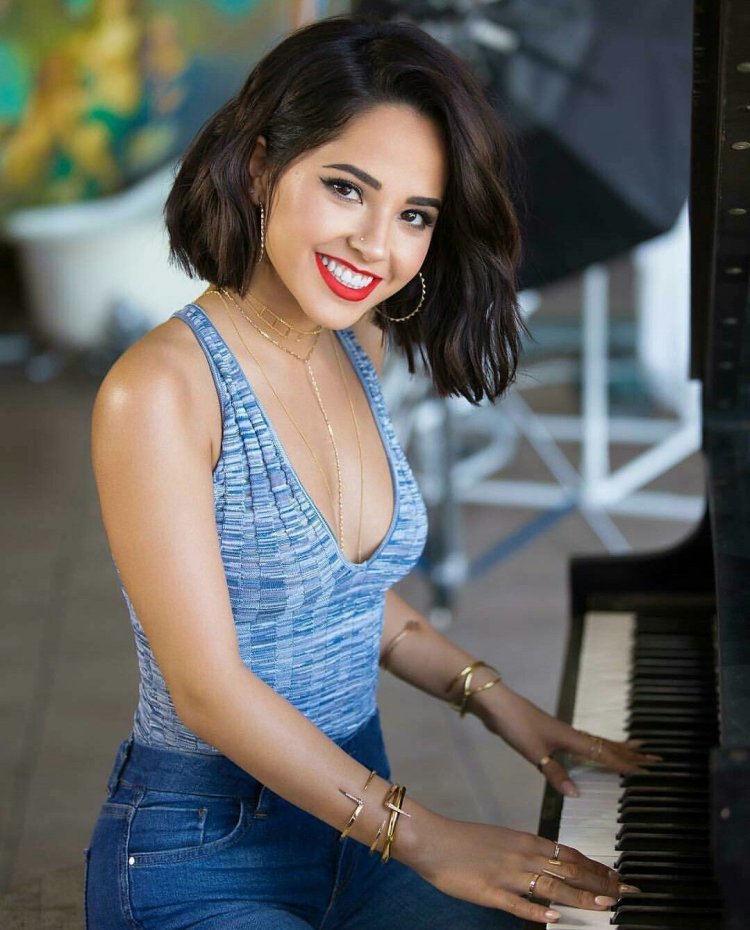 Becky g