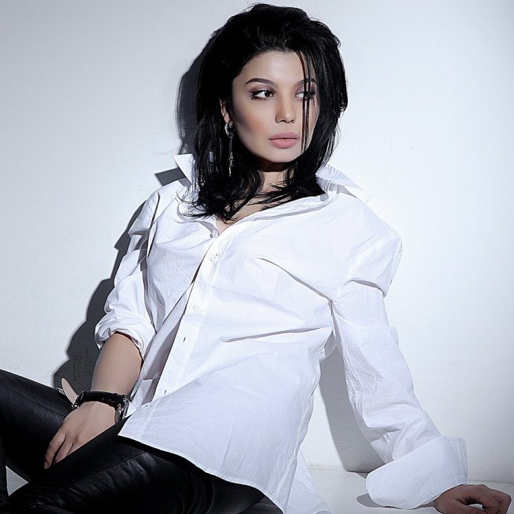 Шахзода певица