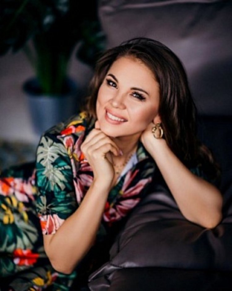 Гузель Уразова