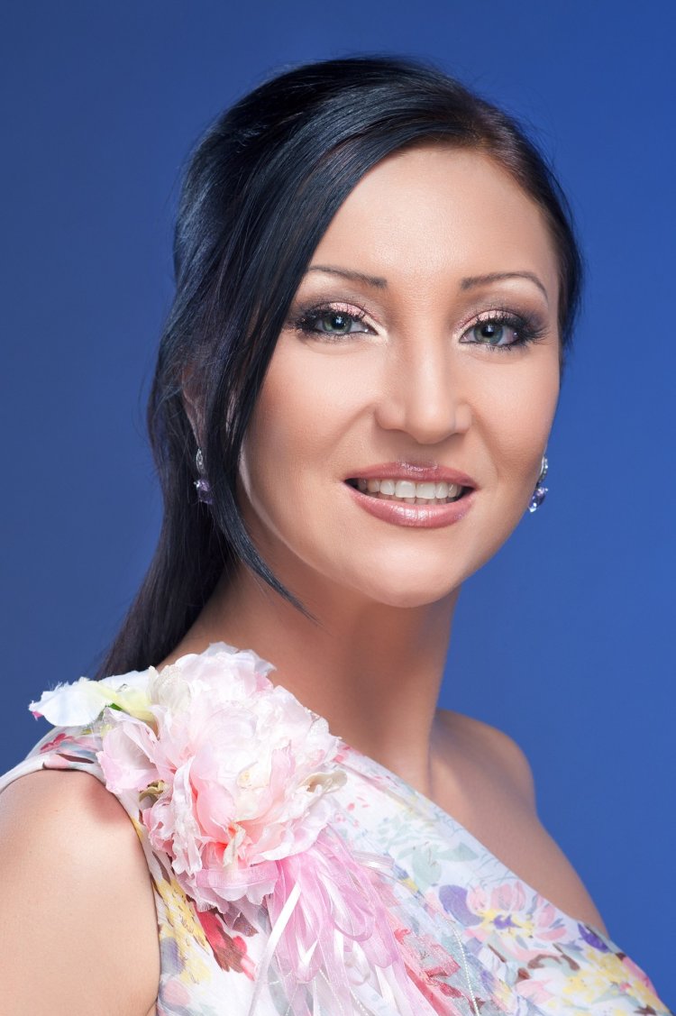 Алина Шарипжанова