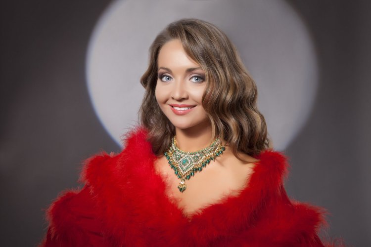 Татарская певица Рафина