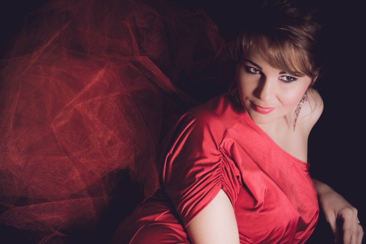 Певица ольга