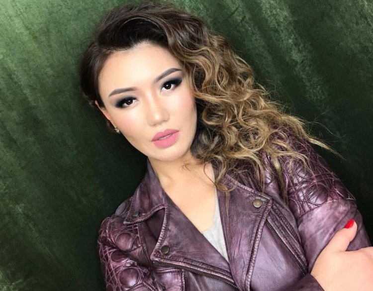 Певица Курманай Омарова