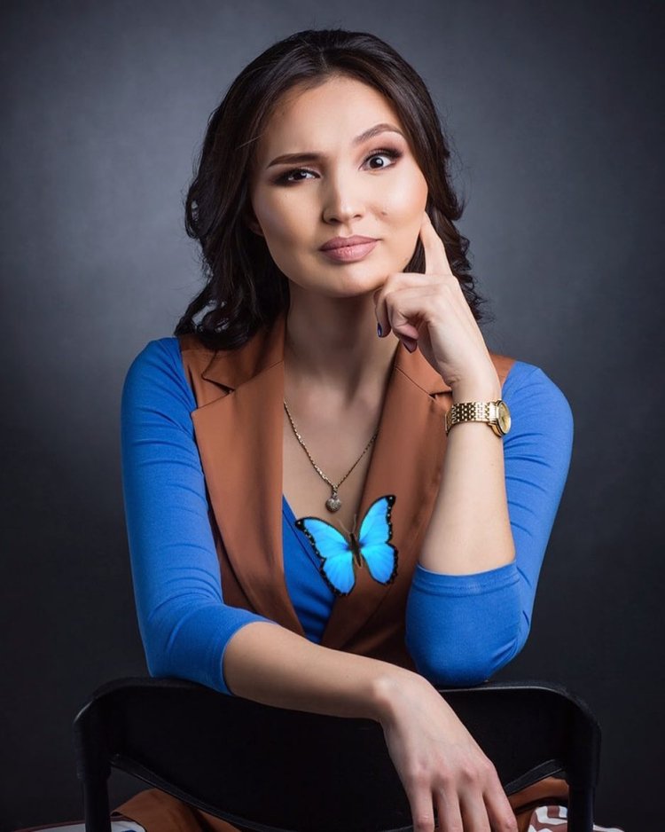 Жена Кайрата Нуртаса Жулдыз Абдукаримова