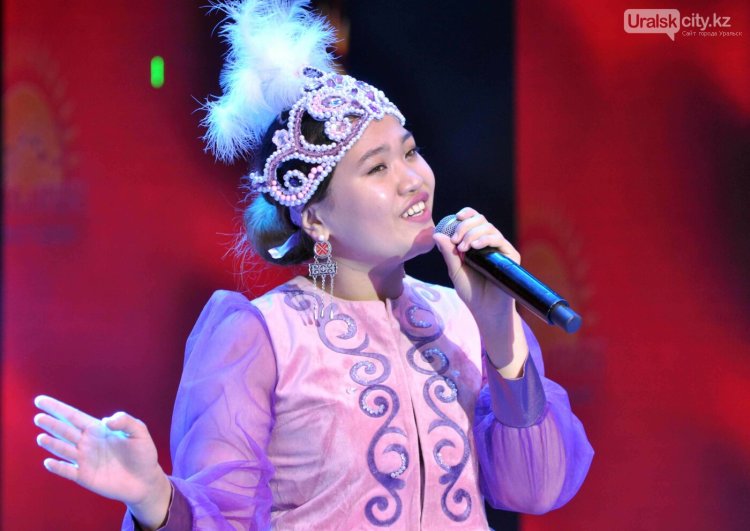 Народные певицы Казахстана