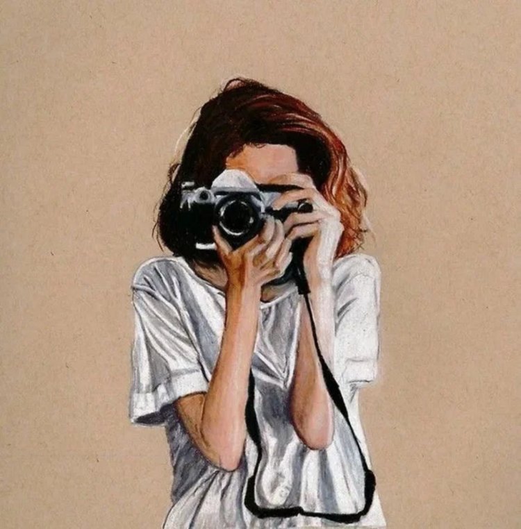 Девушка с фотоаппаратом арт
