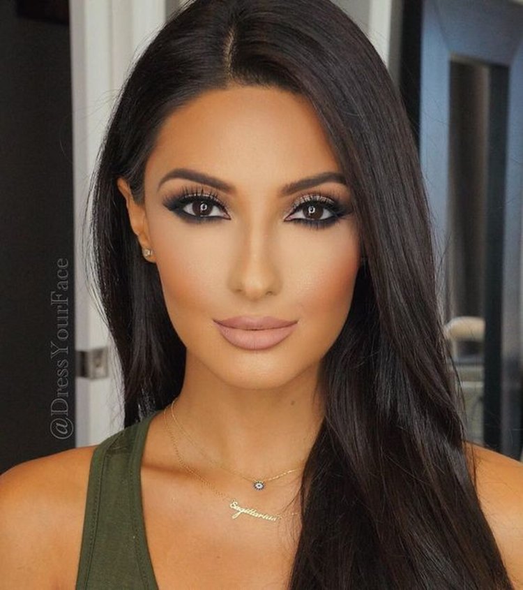 Макияж для смуглых брюнеток