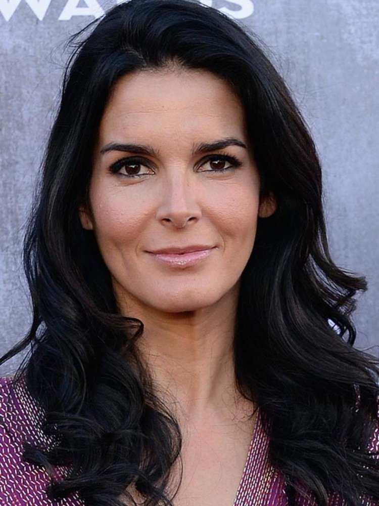 Энджи Хармон сейчас