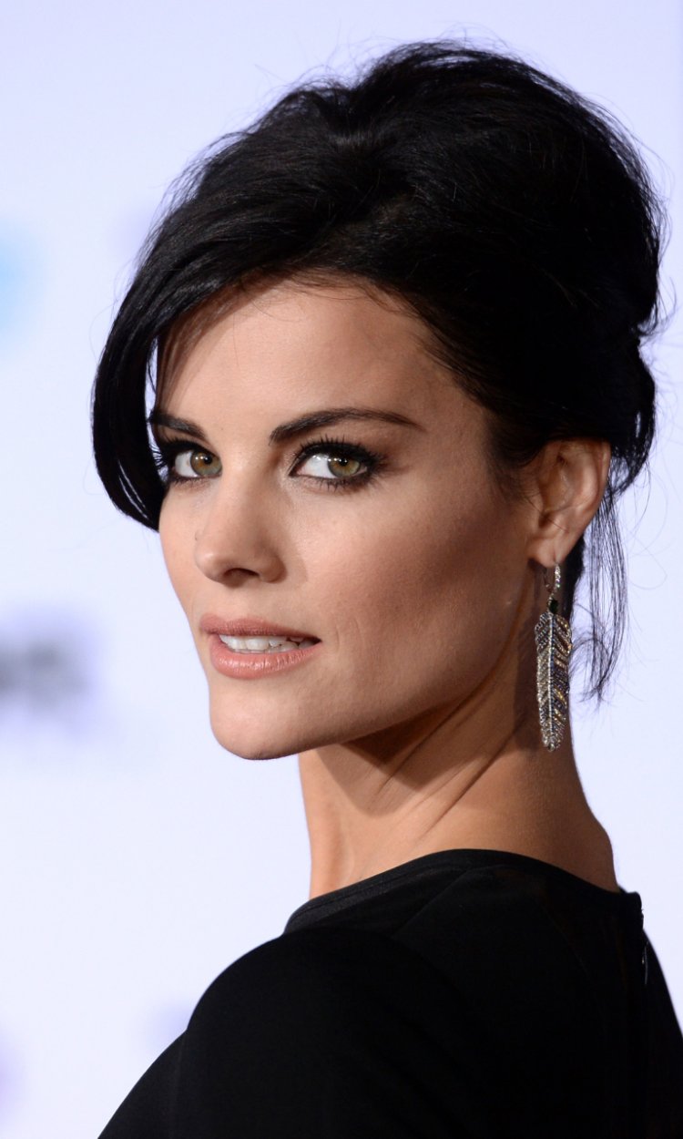 Джейми Александер актриса