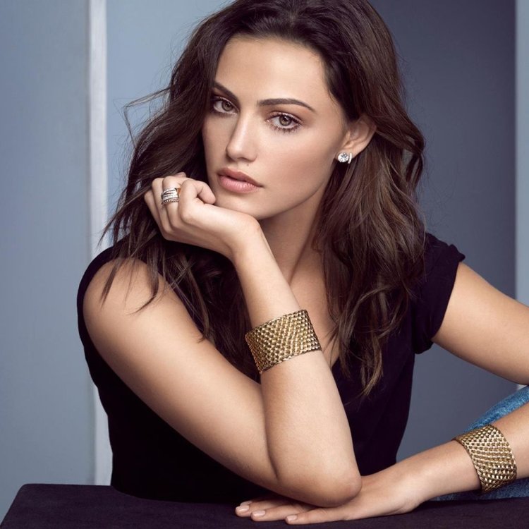 Фиби тонкин