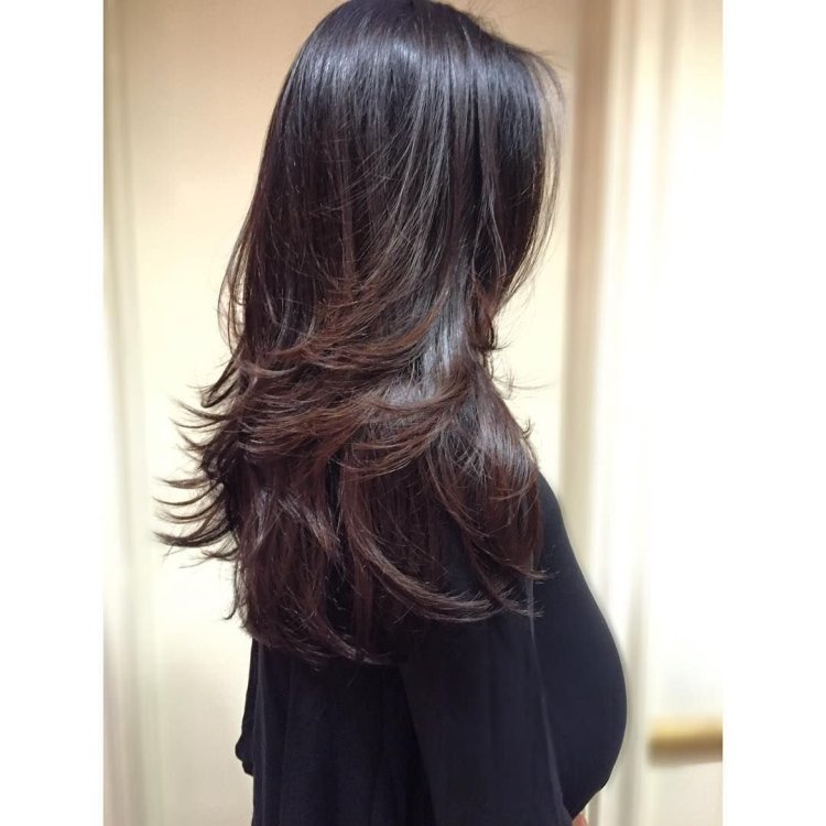 Стрижка Каскад на длинные волосы темные волосы