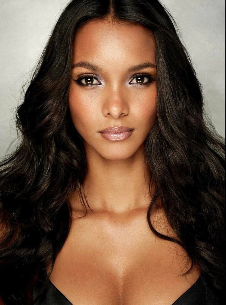 Лаис Рибейро макияж