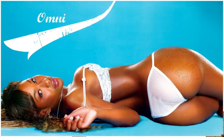 Африканки в белом белье