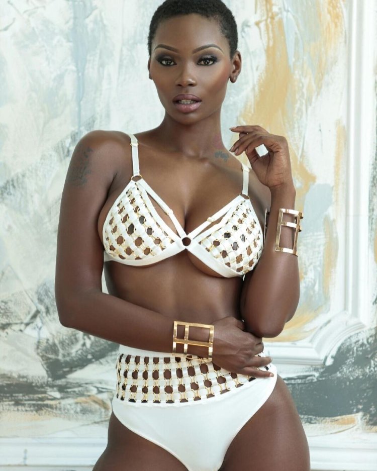 Негритянка Сесиль Адамс