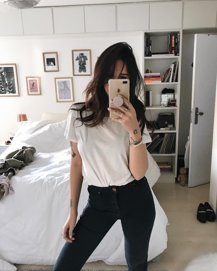 Селфи кореянок в полный рост