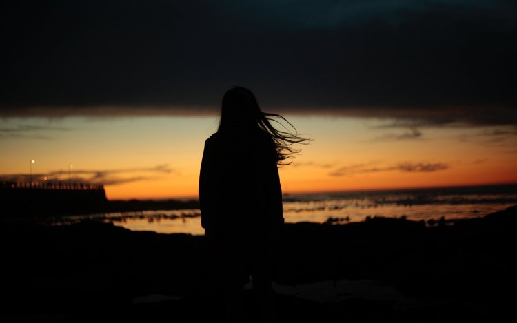 Силуэт девушки