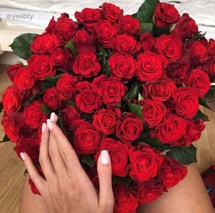 Шикарный букет в руках