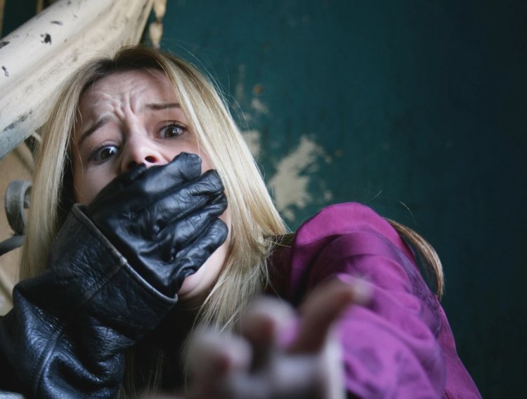 Похитили красивую девушку