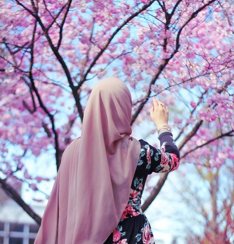 Мусульманка и Весна