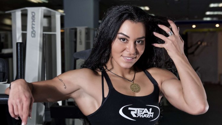 Ануш Мартиросян бодибилдинг