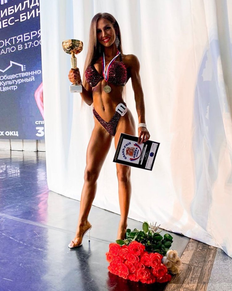 Ануш Мартиросян бодибилдинг