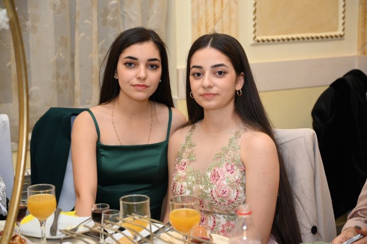 Артём калайджян жена