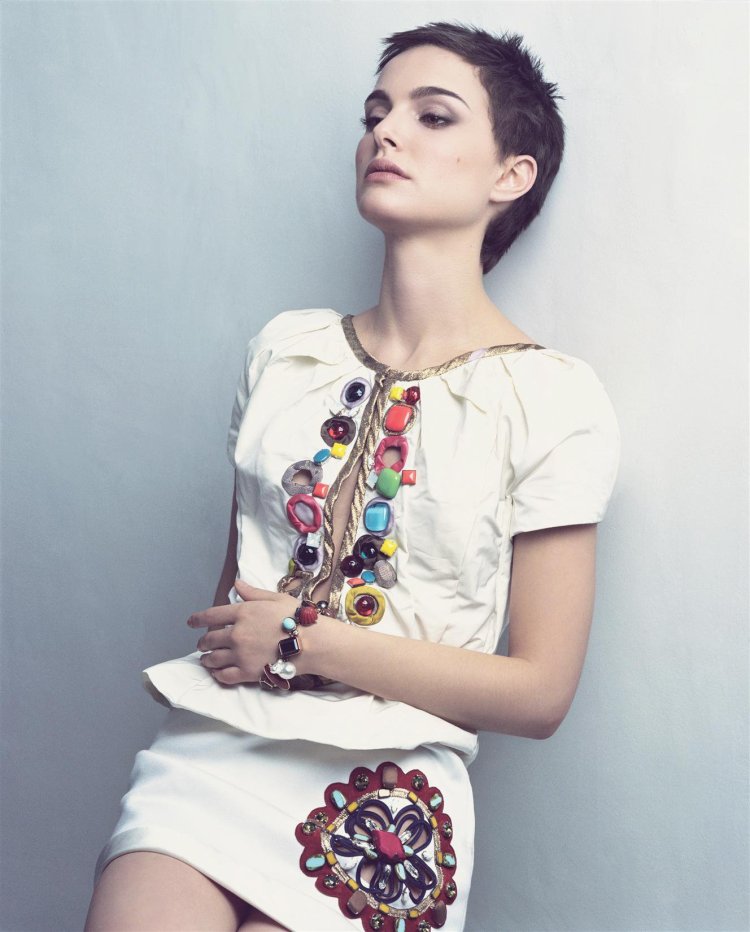 Стиль одежды с короткой стрижкой