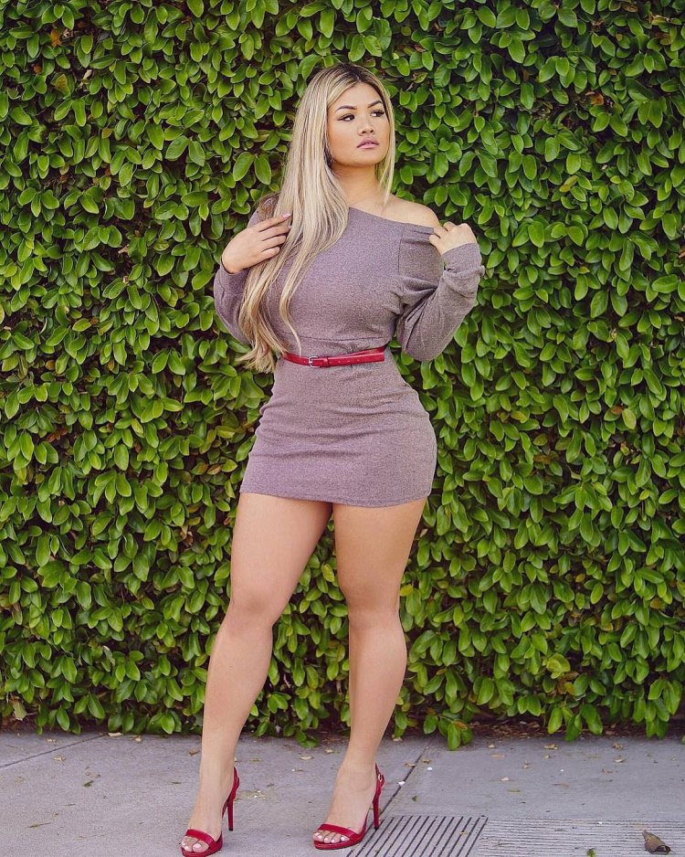 Jojo Babie в купальнике