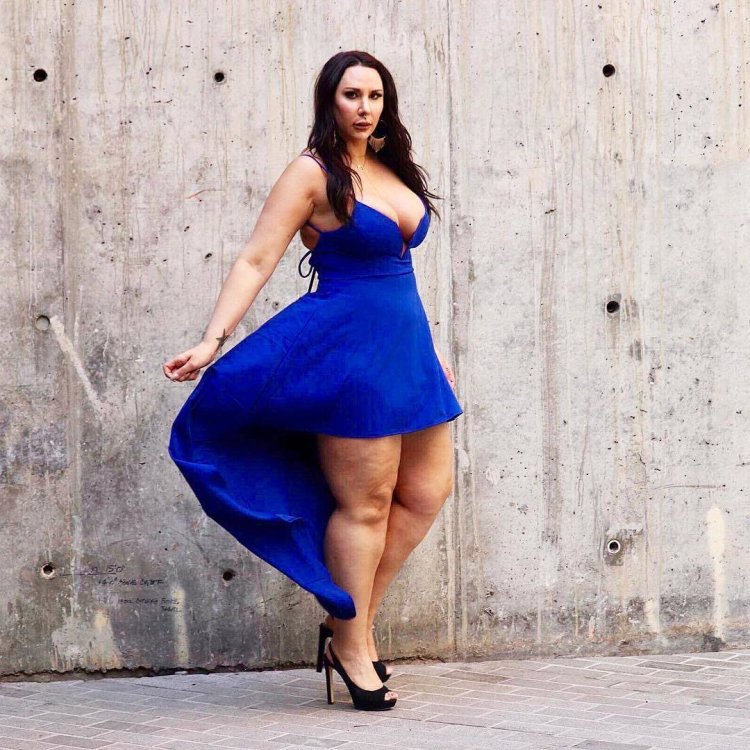 Амбер Ботрос плюс сайз